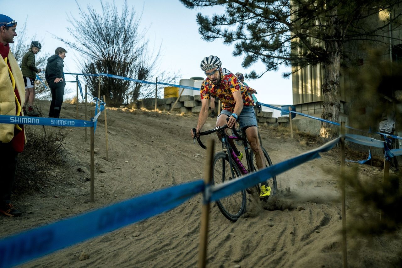 Chris Jones on the descent. 2018 Cyclocross Crusade Halloween Race at Deschutes Brewery, Bend, OR. © Ben Guernsey