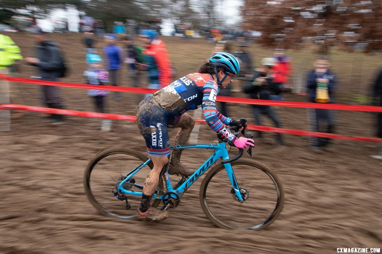 Courtenay McFadden descended to a ninth-place finish. Women. 2018 Cyclocross National Championships, Louisville, KY. © A. Yee / Cyclocross Magazine