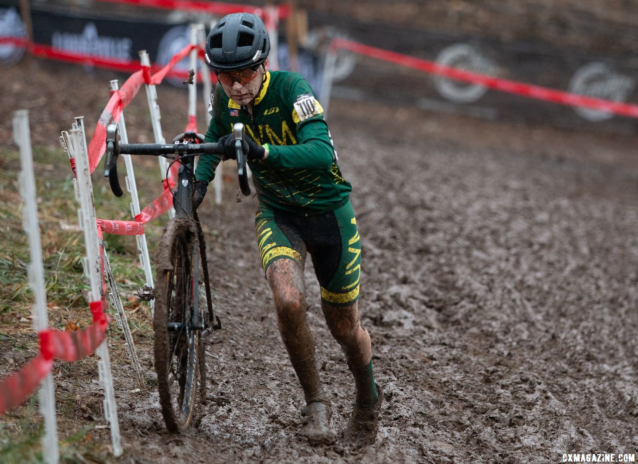 Finnegan O'Connor ran to a ninth place. Collegiate Club Men. 2018 Cyclocross National Championships, Louisville, KY. © A. Yee / Cyclocross Magazine