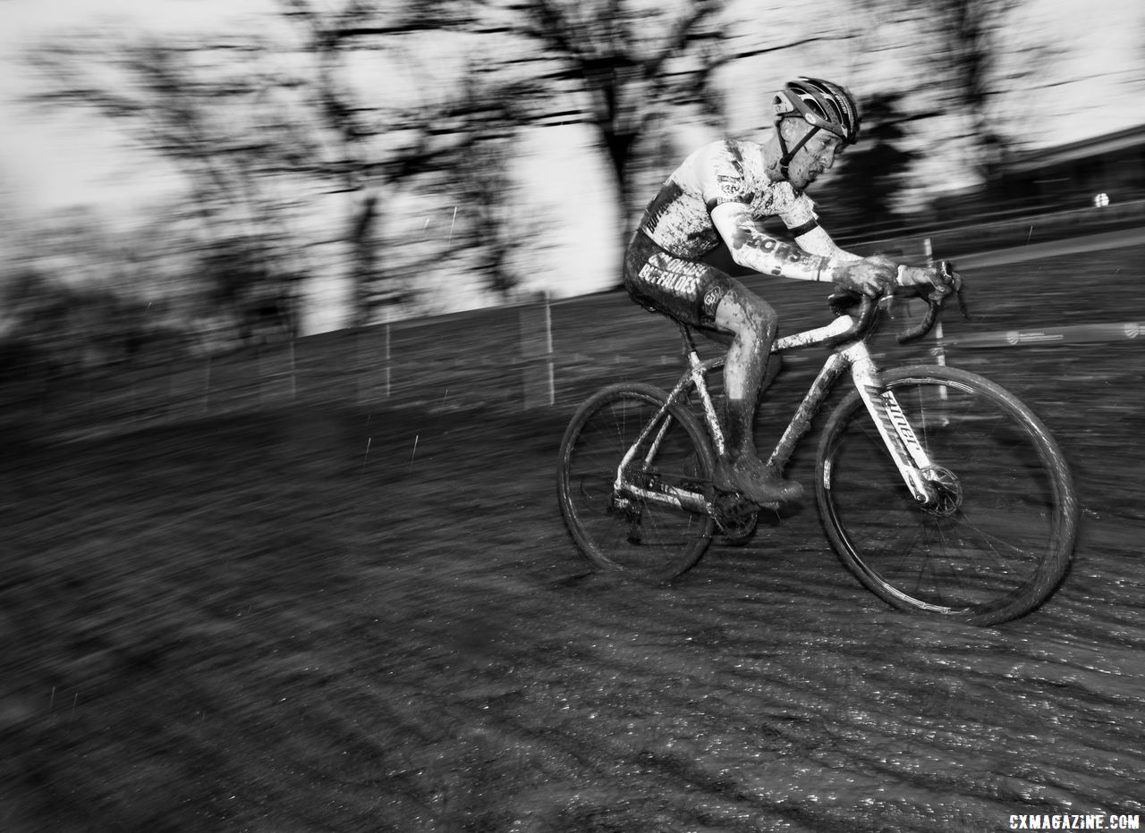 Riding anything that wasn't flat was an accomplishment. Collegiate Club Men. 2018 Cyclocross National Championships, Louisville, KY. © A. Yee / Cyclocross Magazine