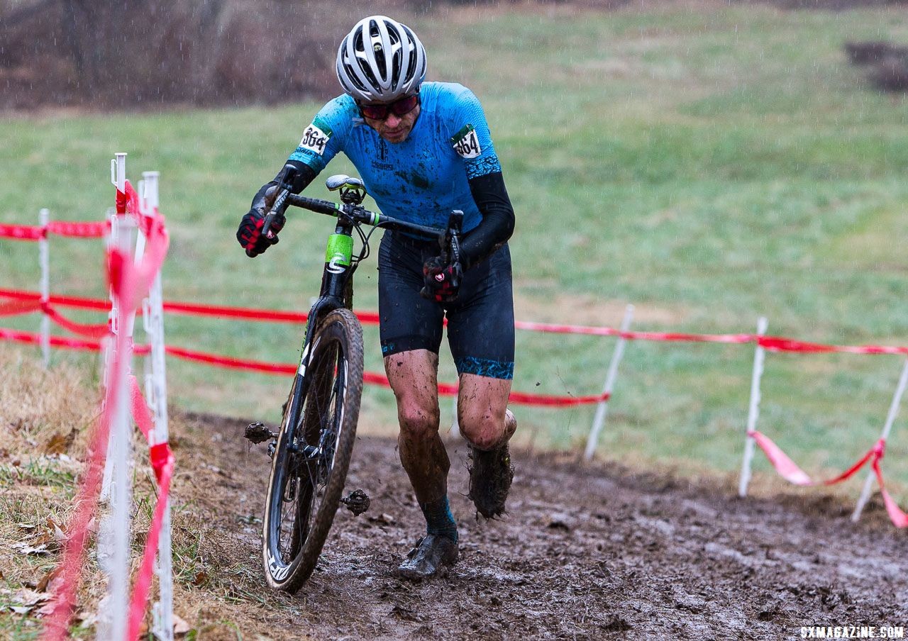 Chris Case raced into the top 10 in the mud. Masters Men 40-44. 2018 Cyclocross National Championships, Louisville, KY. © K. Baumgardt / Cyclocross Magazine