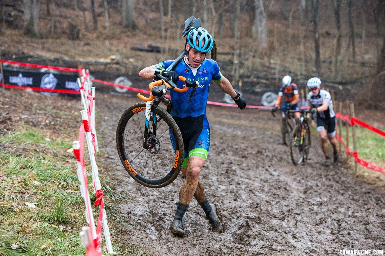 The bottom of the chicane descent turned into a run Friday afternoon. Masters Men 40-44. 2018 Cyclocross National Championships, Louisville, KY. © K. Baumgardt / Cyclocross Magazine