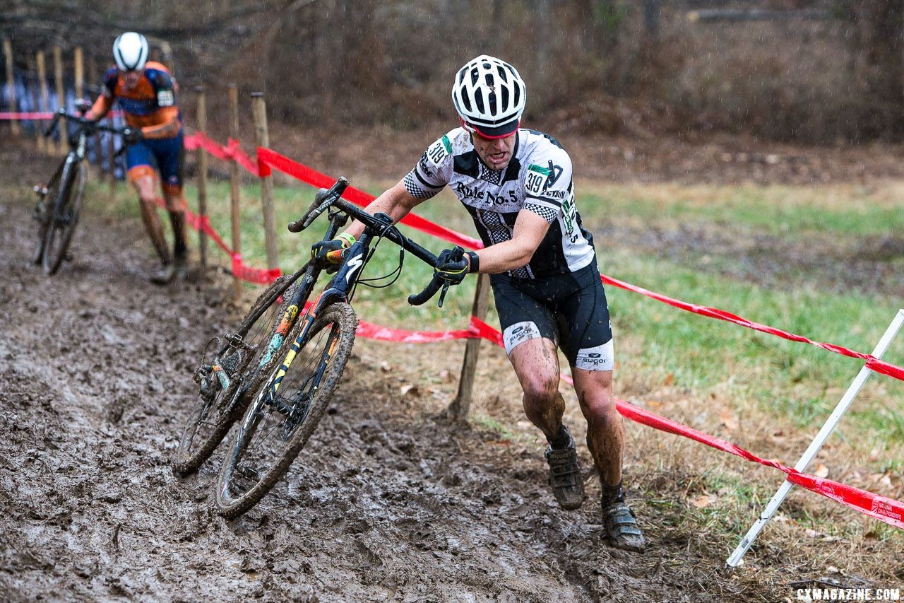 Robert Thompson struggles to find traction. Masters Men 40-44. 2018 Cyclocross National Championships, Louisville, KY. © K. Baumgardt / Cyclocross Magazine