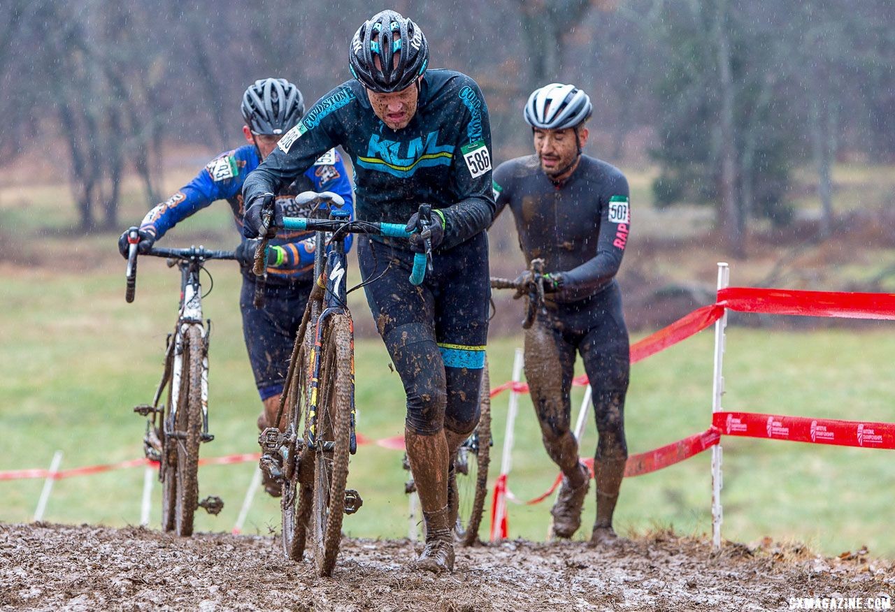 Formerly rideable climbs became extended runs. Masters Men 45-49. 2018 Cyclocross National Championships, Louisville, KY. © K. Baumgardt / Cyclocross Magazine