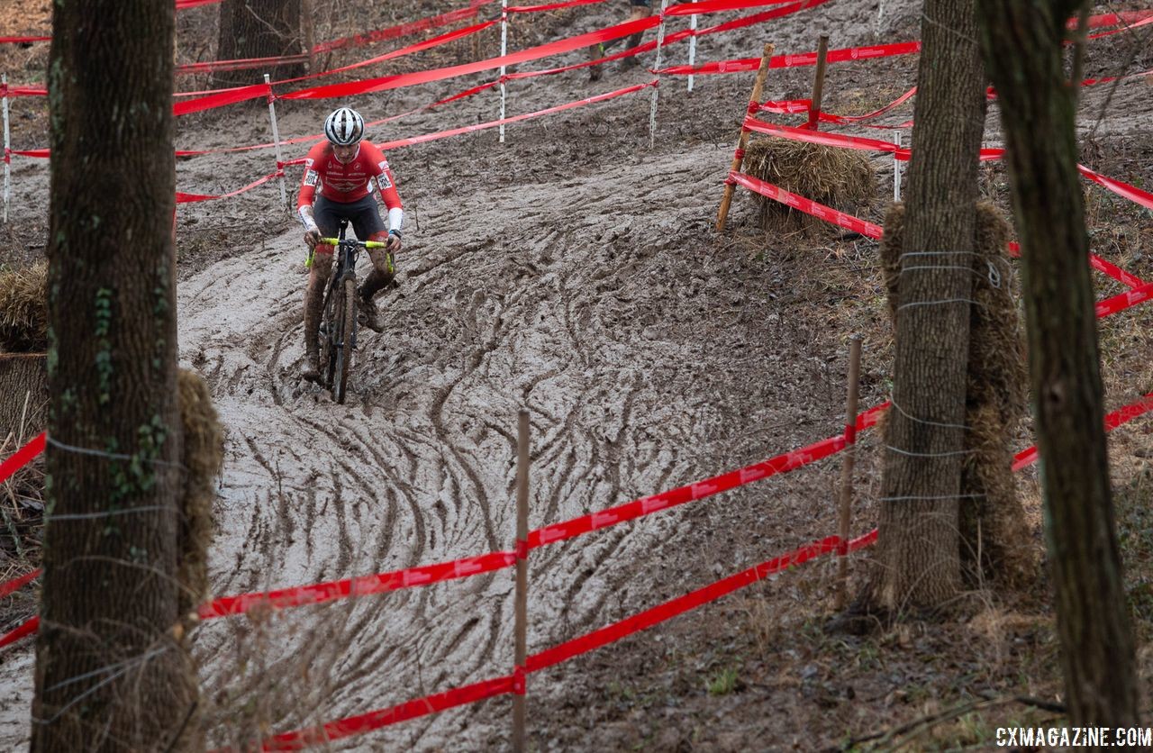 Lance Haidet blends in with the course tape. U23 Men. 2018 Cyclocross National Championships, Louisville, KY. © A. Yee / Cyclocross Magazine
