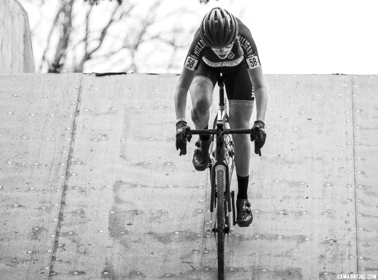 Madeline Bemis managed to hold onto a top ten position. Collegiate Varsity Women. 2018 Cyclocross National Championships, Louisville, KY. © A. Yee / Cyclocross Magazine