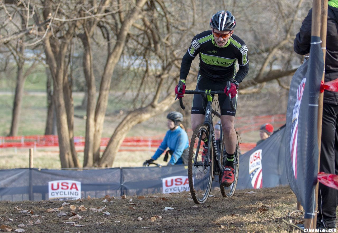 Callahan mastered the off-cambers and took an early lead. Masters Men 60-64. 2018 Cyclocross National Championships, Louisville, KY. © A. Yee / Cyclocross Magazine