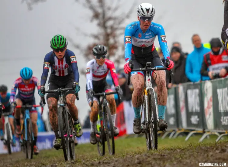 Ruby West leads Clouse through the mud. Elite Women. 2019 Hoogerheide ...