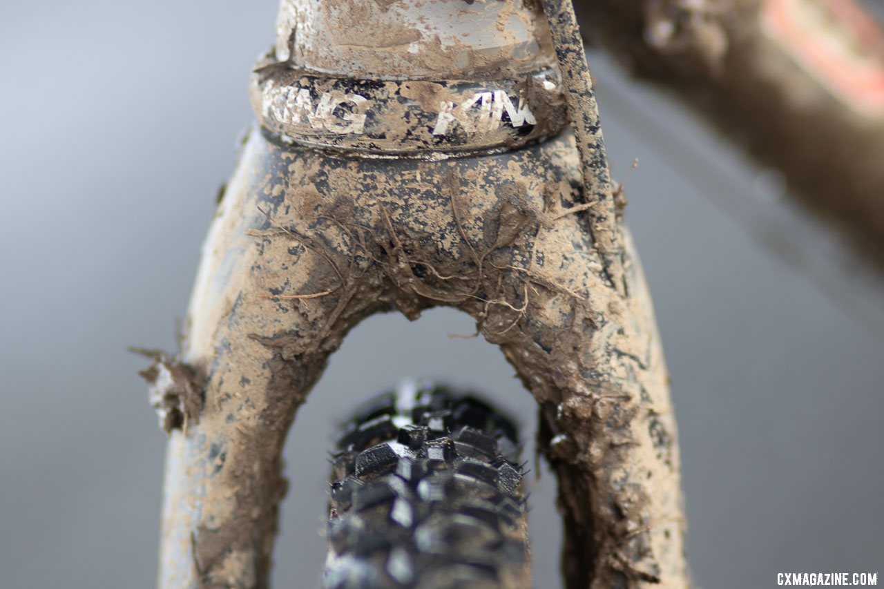 The TRP cyclocross fork had plenty of clearance around a 33mm Specialized Terra, but is more clearance limited with high-volume gravel tires. © A. Yee / Cyclocross Magazine