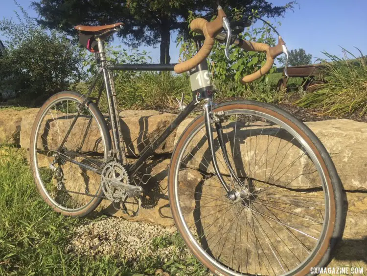 gravel vintage bike