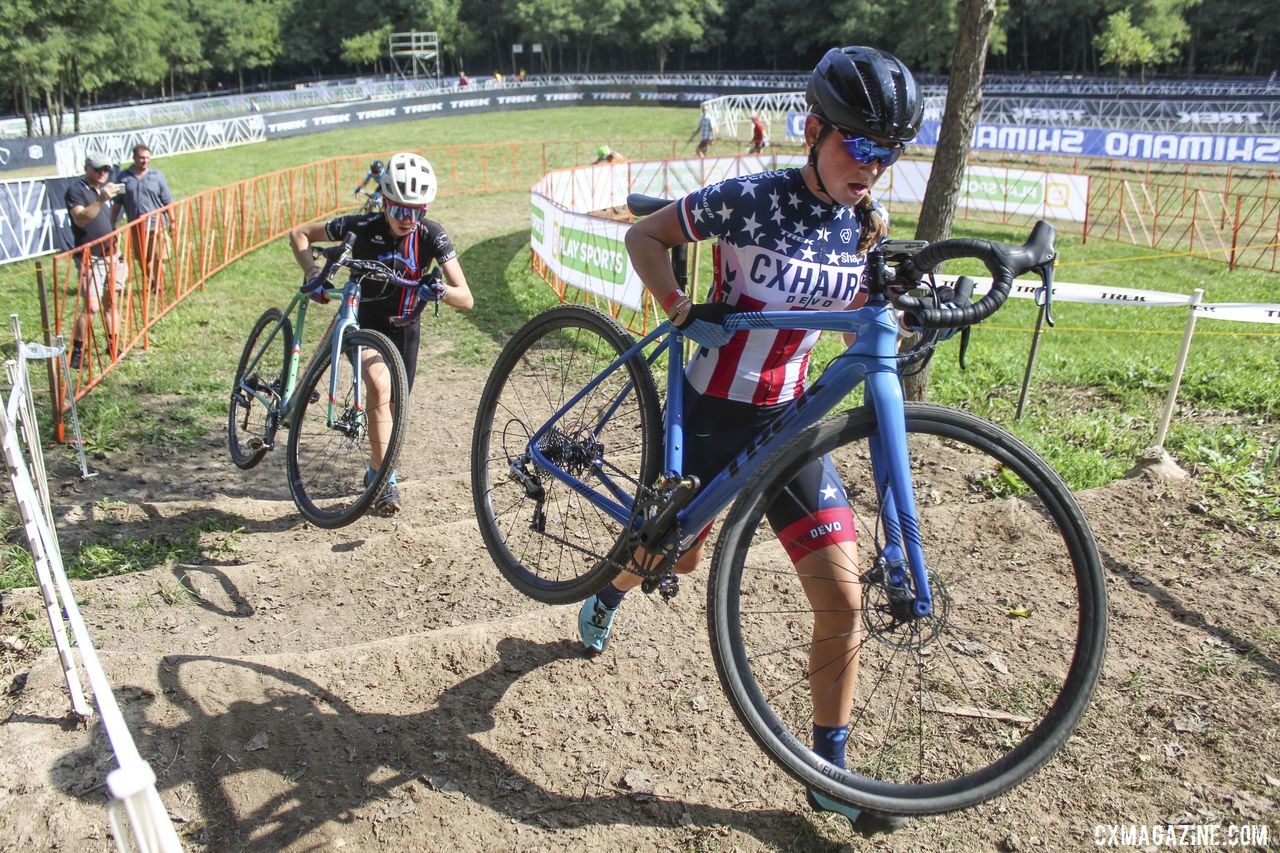 Junior National Champ Ella Brenneman hits the stairs. 2019 Helen100 Junior Women's Race, Trek CX Cup. © Z. Schuster / Cyclocross Magazine