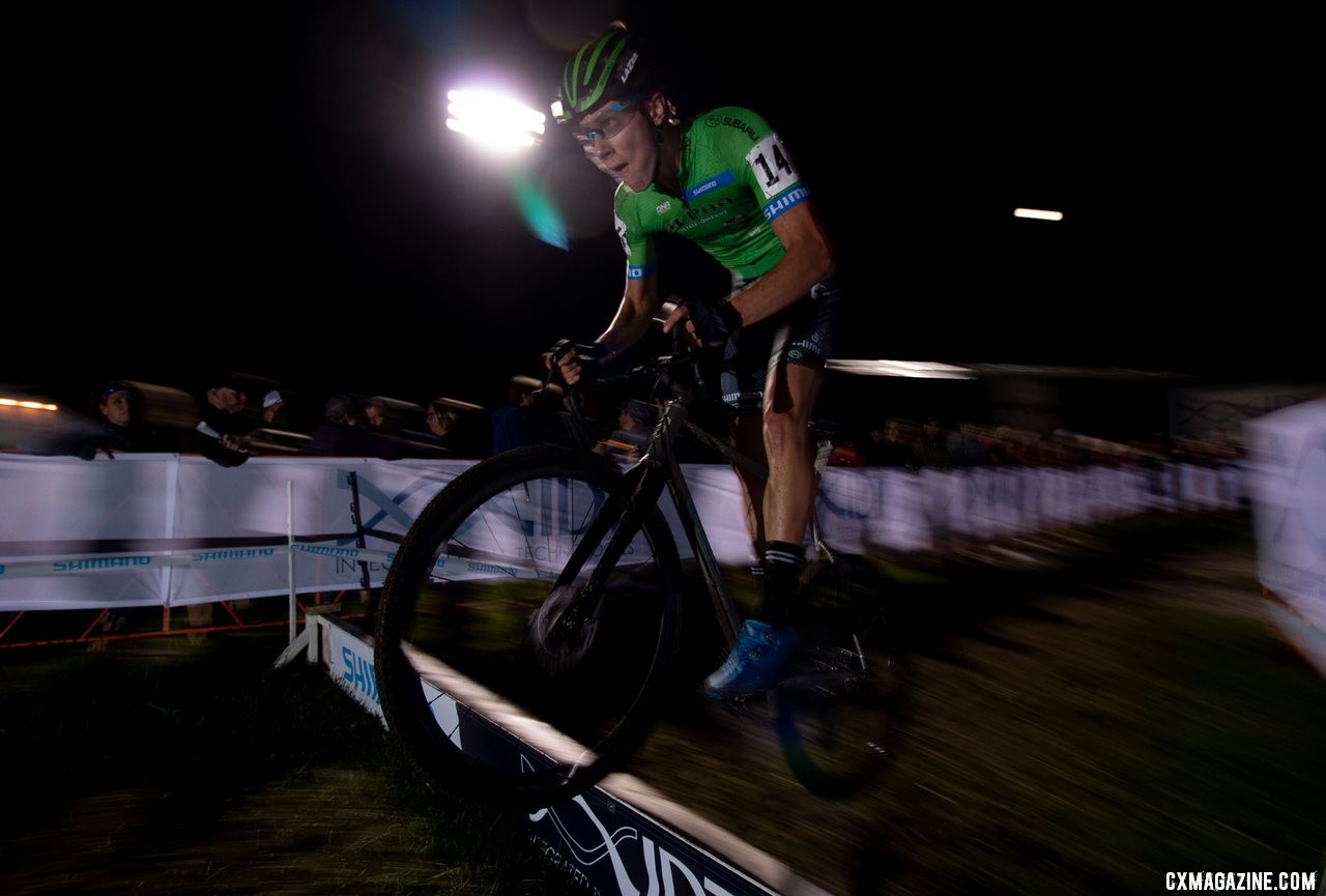 Ross Ellwood sails over the barriers to finish 11th. 2019 Jingle Cross Friday Night Elite Men. © A. Yee / Cyclocross Magazine