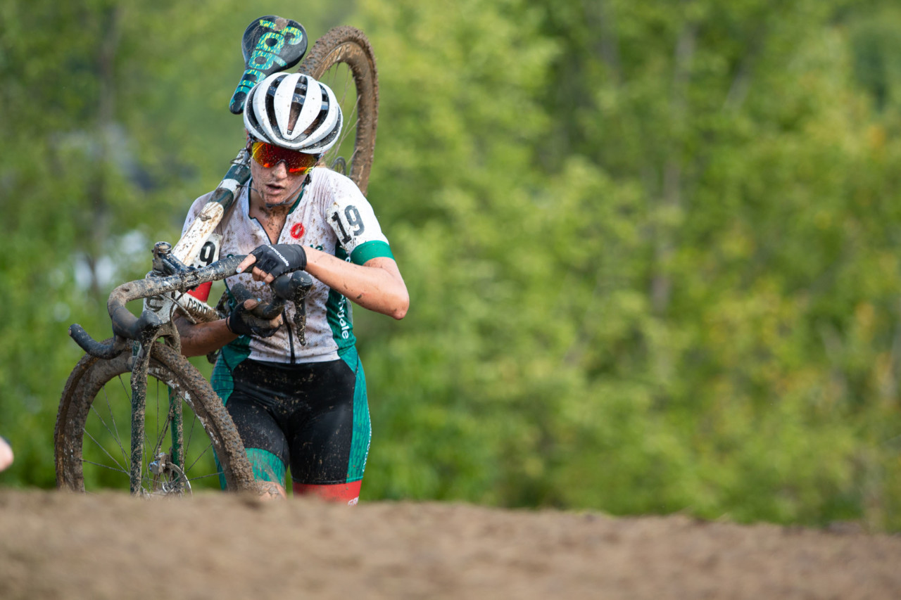Clouse had a fast start and finished 8th. 2019 Jingle Cross Sunday UCI C1, Elite Women. © A. Yee / Cyclocross Magazine