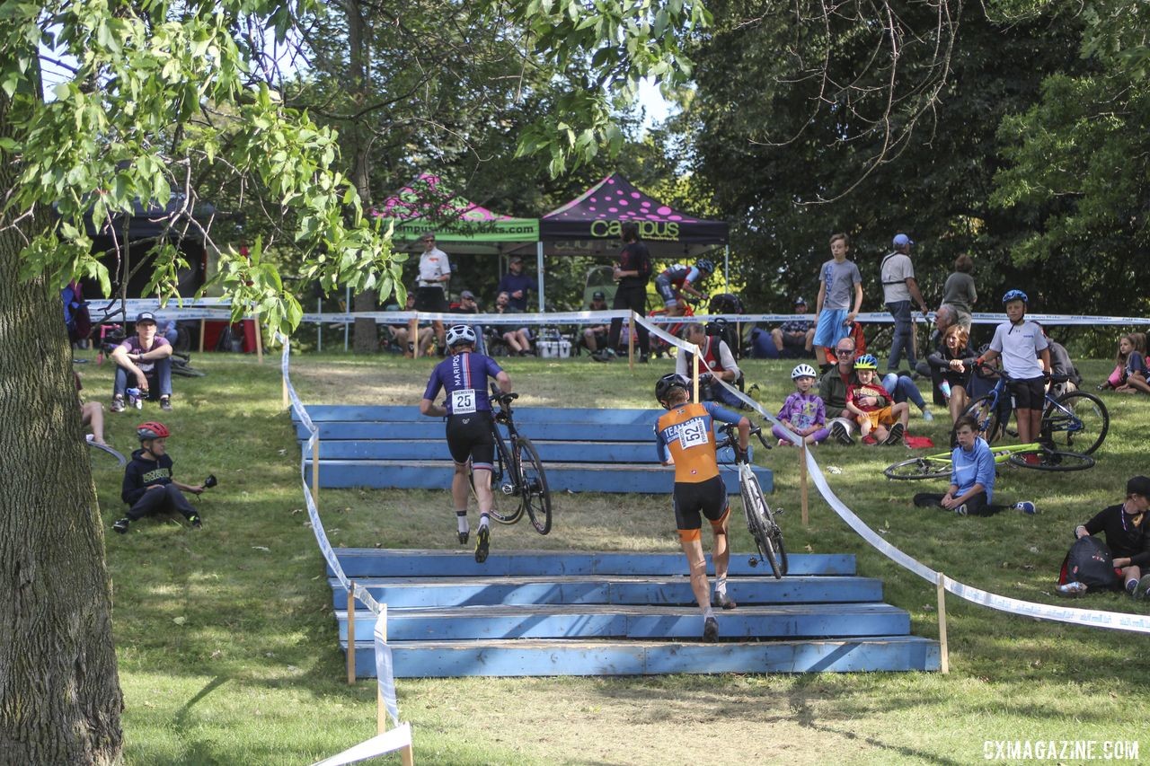 The Belgian Staircase drew a good crowd on Saturday. 2019 Rochester Cyclocross Day 1, Saturday. © Z. Schuster / Cyclocross Magazine