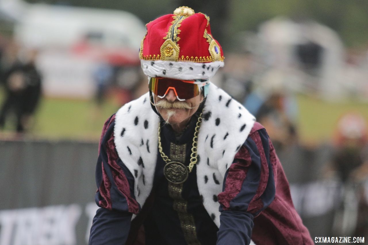 King Gary Fisher made his annual Legends Race appearance. 2019 Trek CX Cup and World Cup Waterloo Scene. © D. Mable / Cyclocross Magazine