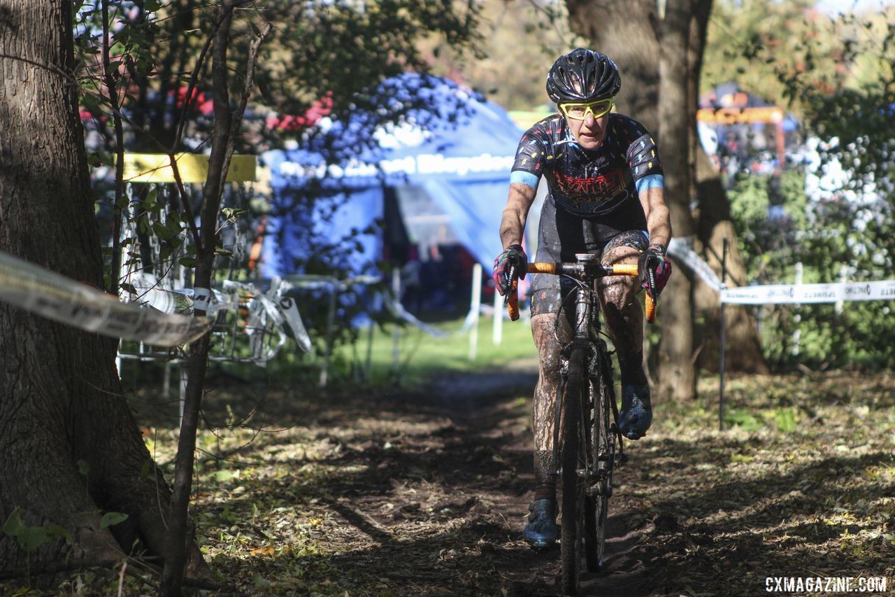 Several sections in the woods stayed muddy even on the warm, sunny October afternoon. 2019 Sunrise Park Cyclocross, Chicago Cross Cup. © Z. Schuster / Cyclocross Magazine