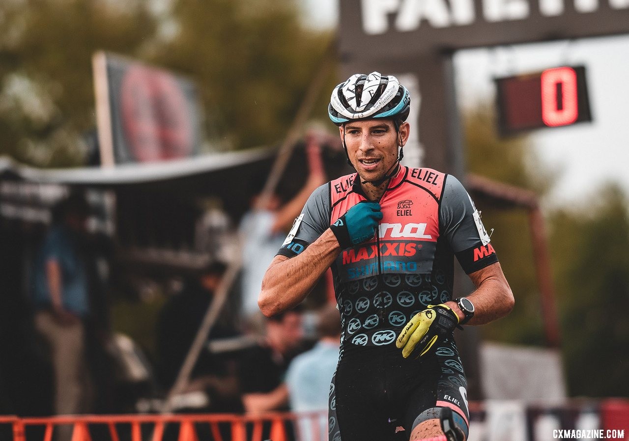 Kerry Werner zips up the Saturday victory. 2019 FayetteCross, Fayetteville, Arkansas. © Kai Caddy