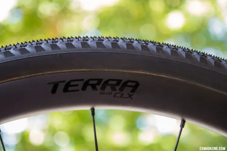 25mm gravel tire