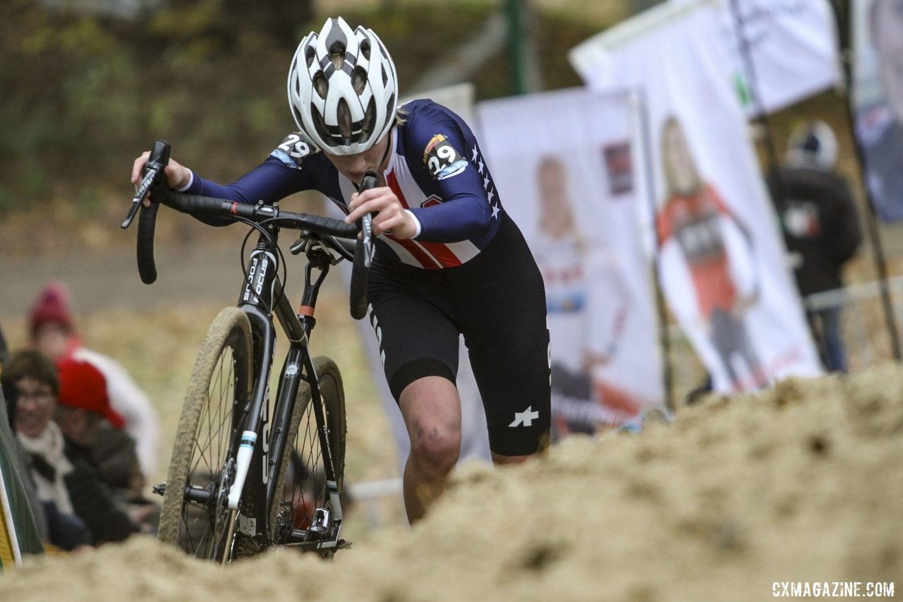 Cassidy Hickey crests the sand dunes of Koksijde. 2019 World Cup Koksijde. © B. Hazen / Cyclocross Magazine