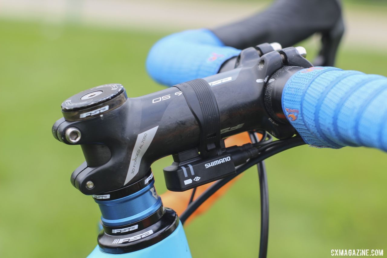 Gilbert ran an FSA OS 99 CSI stem with the Di2 junction box mounted underneath. Sunny Gilbert's 2019/20 Van Dessel Full Tilt Boogie. © Z. Schuster / Cyclocross Magazine