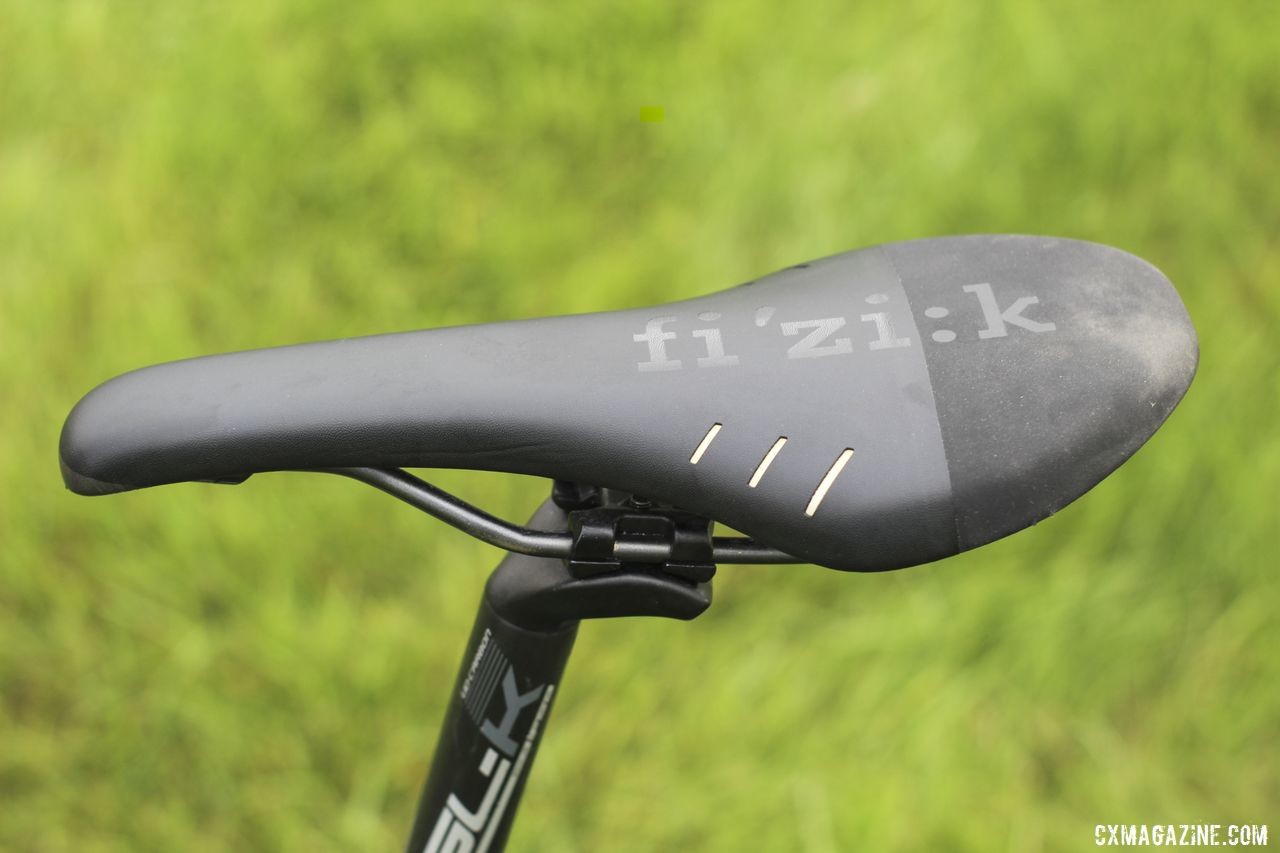 Gilbert ran a Fizik Tundra saddle designed for off-road riding. Sunny Gilbert's 2019/20 Van Dessel Full Tilt Boogie. © Z. Schuster / Cyclocross Magazine