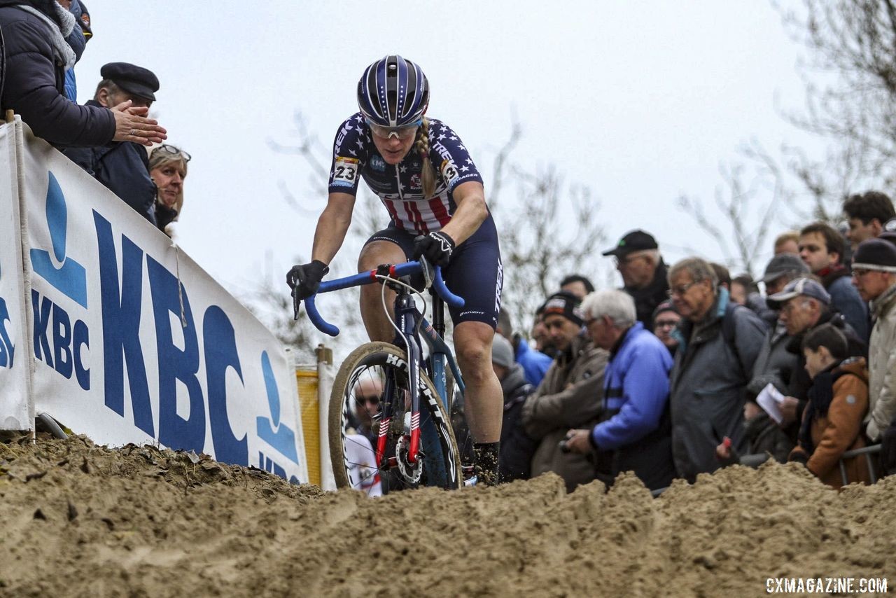 Katie Compton started strong and finished 11th. 2019 World Cup Koksijde. © B. Hazen / Cyclocross Magazine