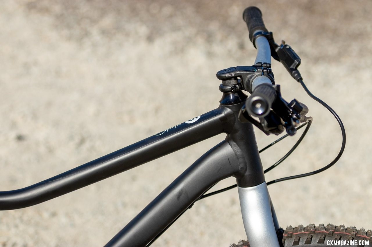 The Woom Off 5 24" bike boasts plenty of standover clearance. © A. Yee / Cyclocross Magazine