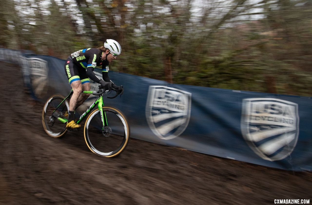 Marion College fielded a strong team in the mens varsity race. Collegiate Varsity Men. 2019 Cyclocross National Championships, Lakewood, WA. © A. Yee / Cyclocross Magazine