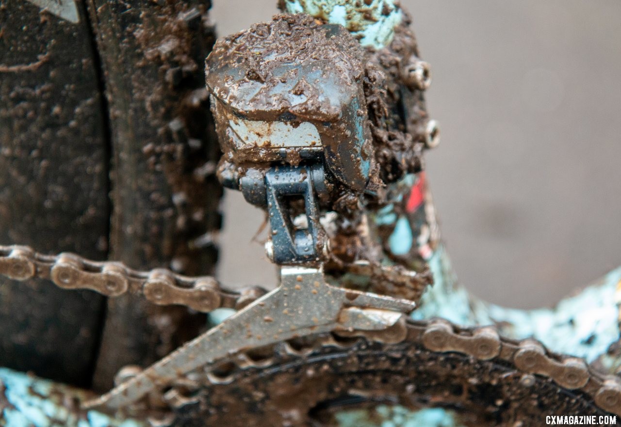 Hecht ran a double at Natioanls. He used an Ultegra R8050 Di2 front derailleur. Gage Hecht's Elite Men's winning Donnelly C//C cyclocross bike. 2019 USA Cycling Cyclocross National Championships bike profiles, Lakewood, WA. © A. Yee / Cyclocross Magazine