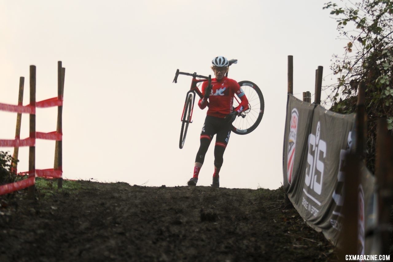 Jack Seidler had some early issues with a broken chain causing him to run the first half lap to the pits. Junior 17-18 Men. 2019 Cyclocross National Championships, Lakewood, WA. © D. Mable / Cyclocross Magazine