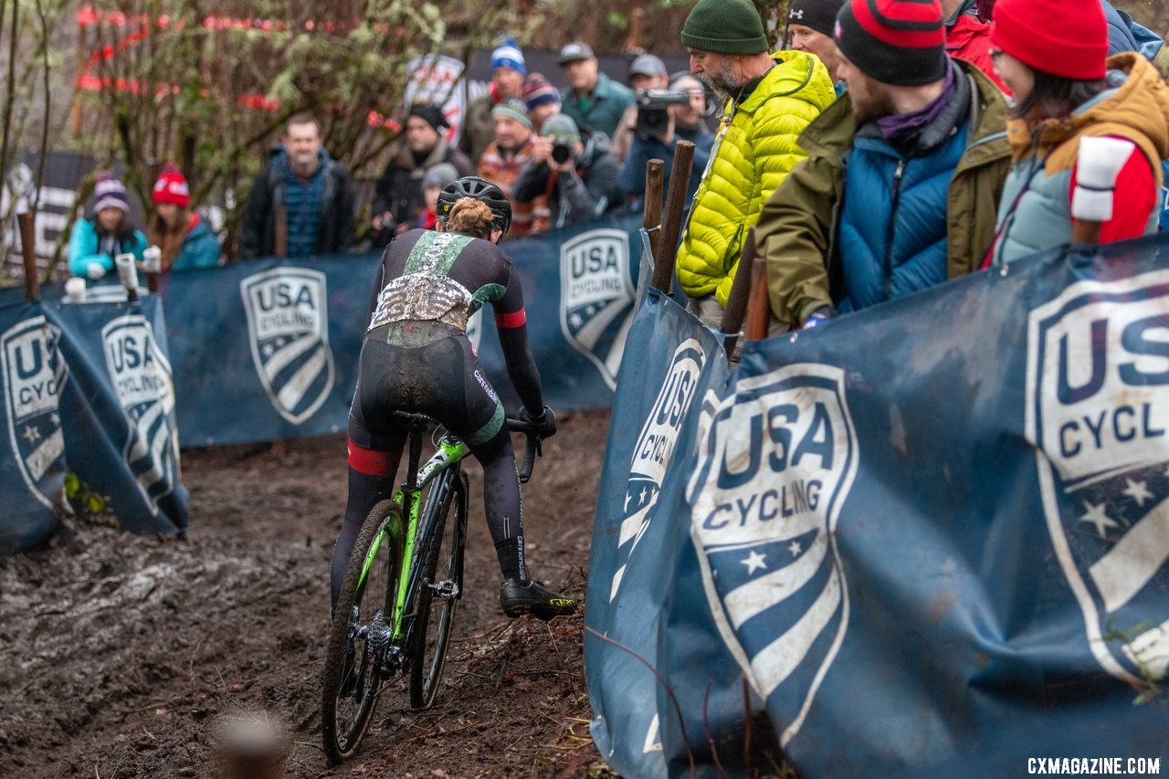 Kickstand down for Lizzy Gunsalus as she deftly navigates the steep chicane. Junior 17-18 Women. 2019 Cyclocross National Championships, Lakewood, WA. © A. Yee / Cyclocross Magazine