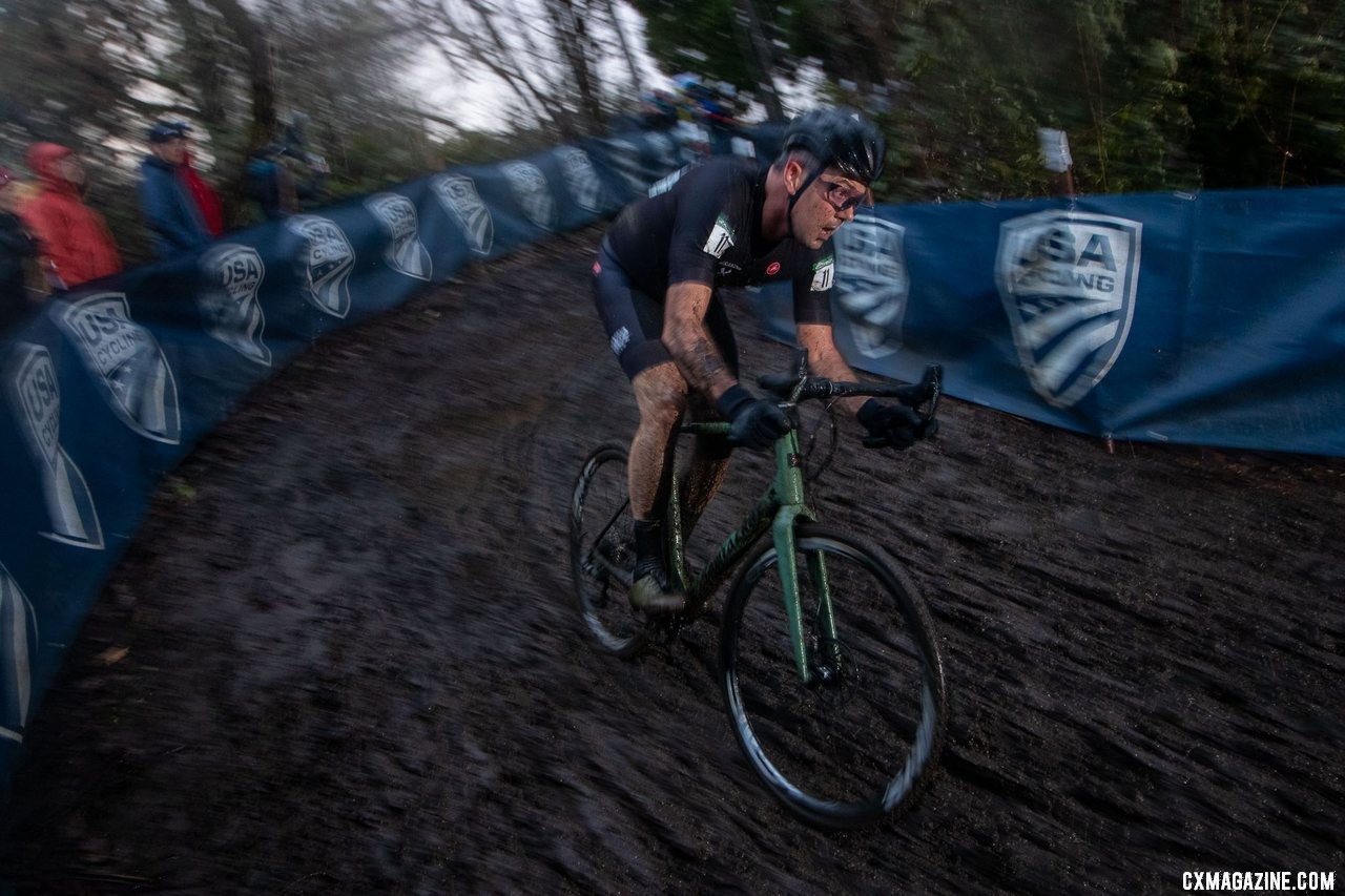 Robinson led early, fell back, and surged back to second. Masters Men 45-49. 2019 Cyclocross National Championships, Lakewood, WA. © A. Yee / Cyclocross Magazine