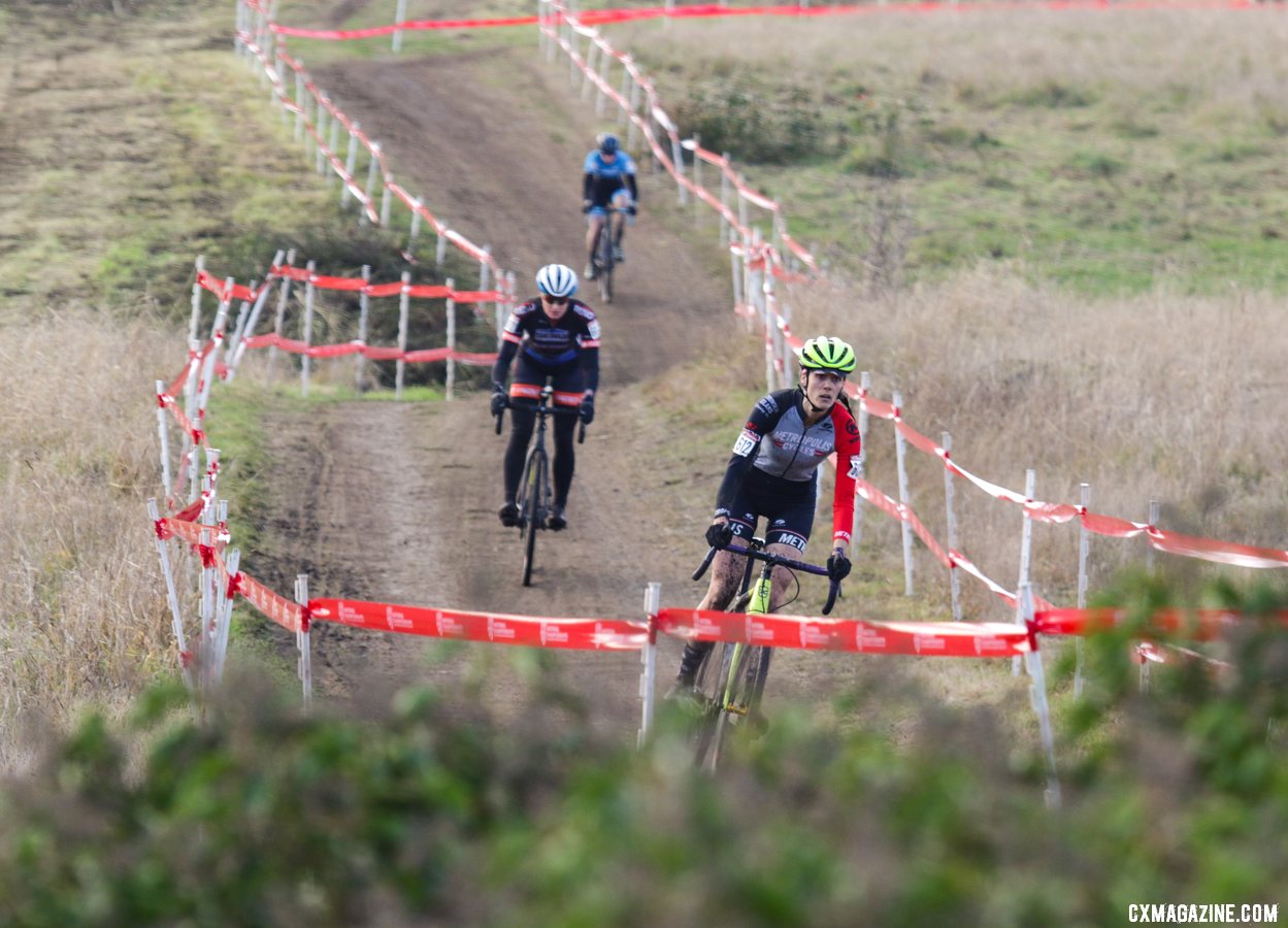 Janelle Bickford leads the chase through the upper meadow midway through the race. Masters Women 35-39. 2019 Cyclocross National Championships, Lakewood, WA. © D. Mable / Cyclocross Magazine
