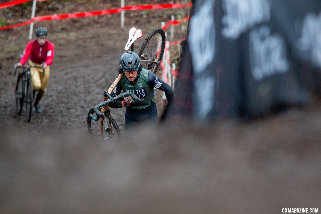 Andrew Loaiza got off to a strong start in the SSCX race. Singlespeed Men. 2019 Cyclocross National Championships, Lakewood, WA. © A. Yee / Cyclocross Magazine