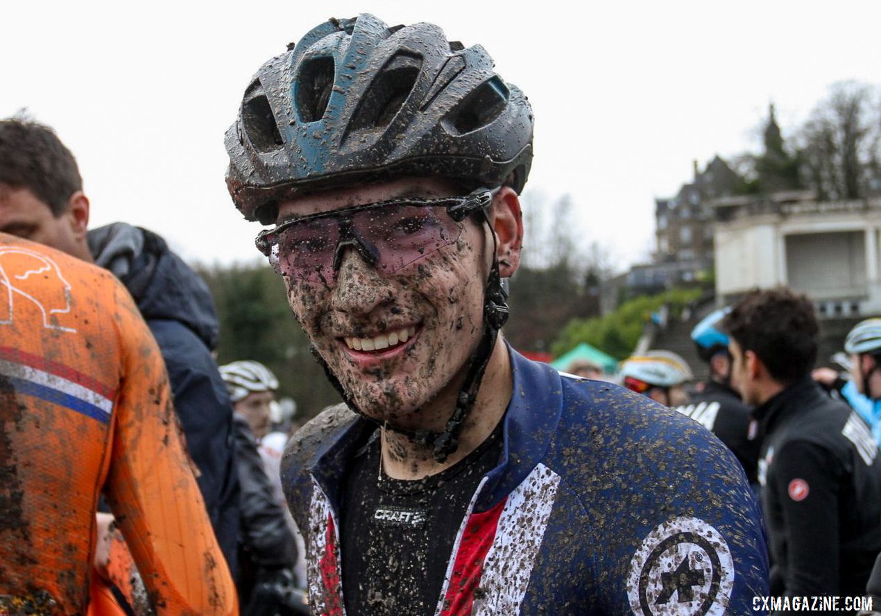 Racing the iconic course at Namur is worth a smile, no matter how hard the race is. Junior Men, 2019 Namur UCI Cyclocross World Cup. © B. Hazen / Cyclocross Magazine