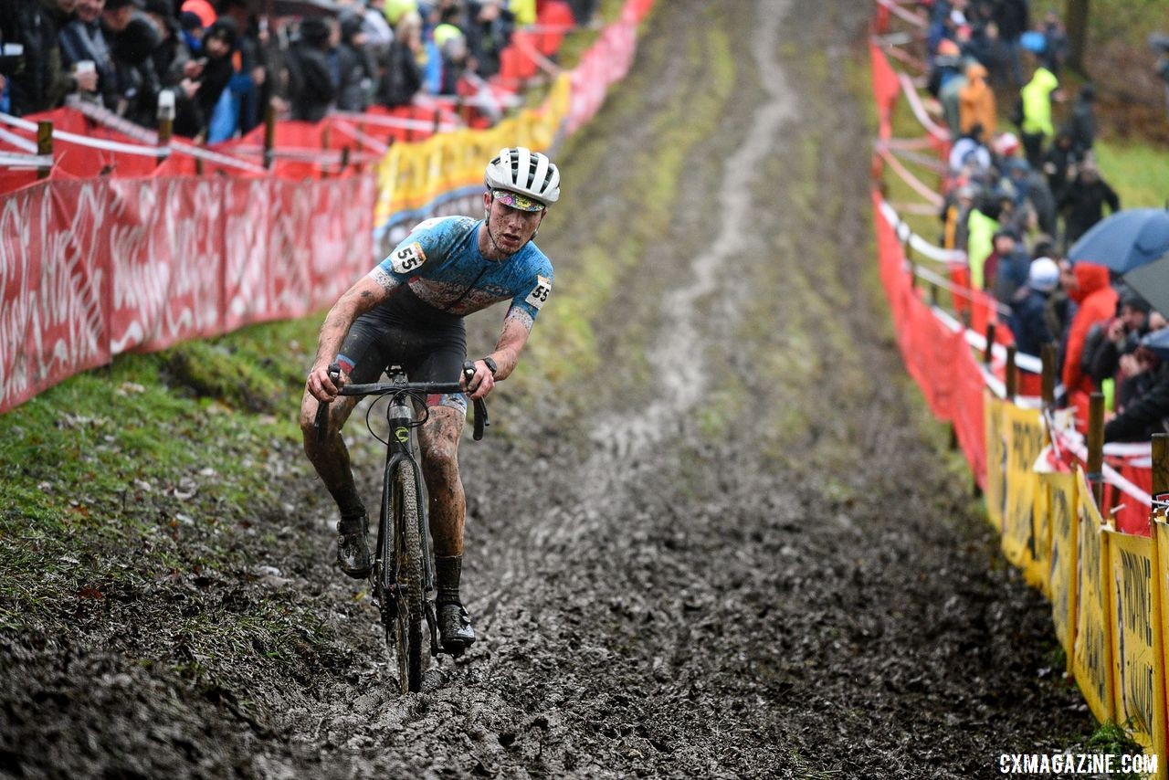 Brody Sanderson maintains his balance through the rutted off-camber. U23 Men, 2019 Namur UCI Cyclocross World Cup. © B. Hazen / Cyclocross Magazine