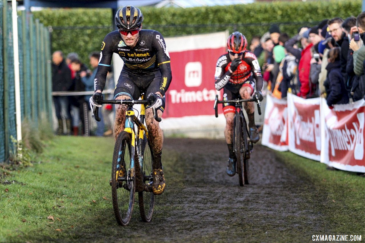 Corne Van Kessel And Eli Iserbyt Set The Pace Early On 19 Azencross Loenhout C B Hazen Cyclocross Magazine Cyclocross Magazine Cyclocross And Gravel News Races Bikes Media