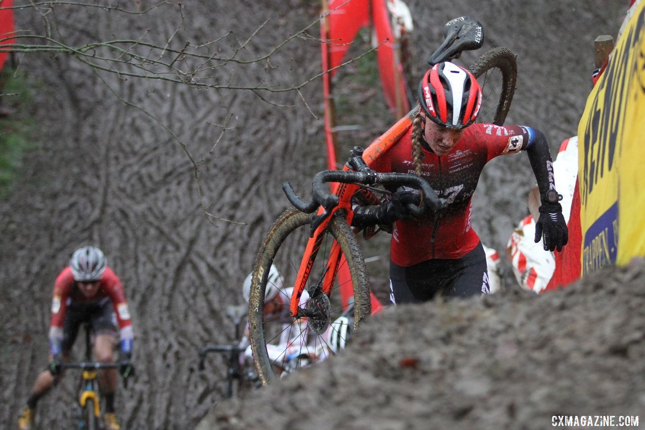 Annemarie Worst Pushed The Pace Early On 19 World Cup Namur C B Hazen Cyclocross Magazine Cyclocross Magazine Cyclocross And Gravel News Races Bikes Media