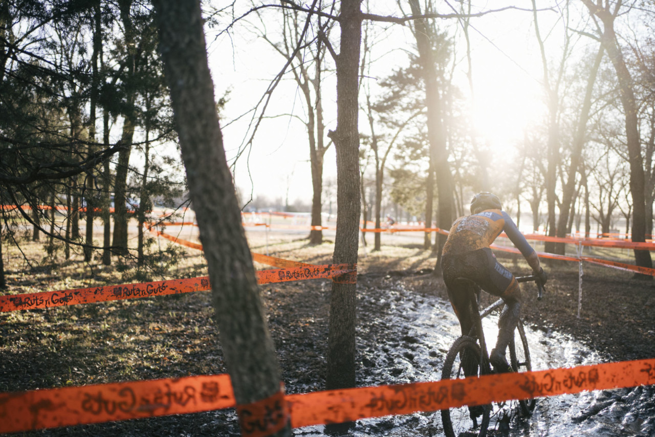 Robert Cummings faces down another mud pit. 2019 Ruts n' Guts Day 1. © P. Means / Cyclocross Magazine
