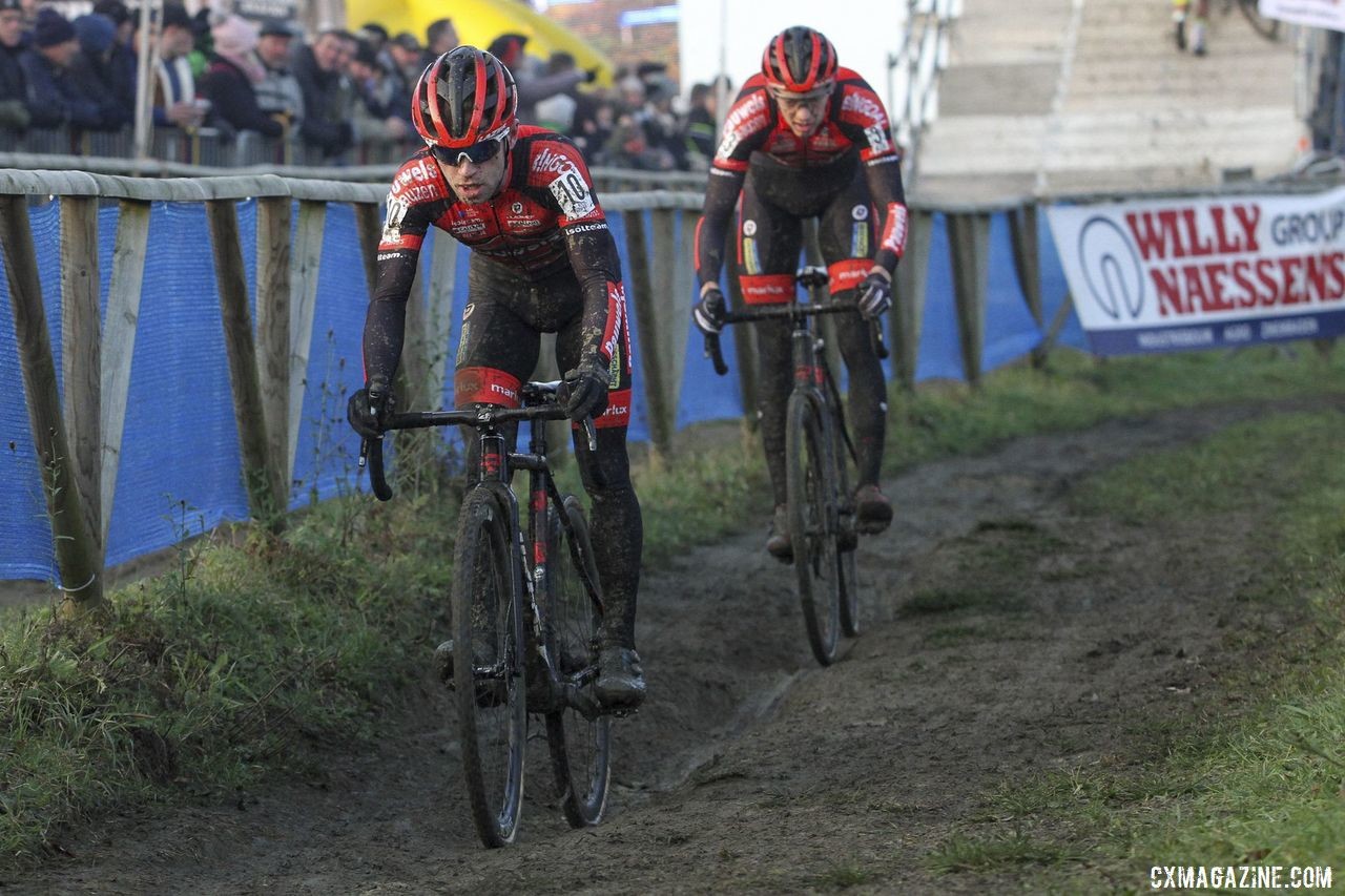 Eli Iserbyt chased after Van der Poel and finished second. 2020 GP Sven Nys, Baal. © B. Hazen / Cyclocross Magazine