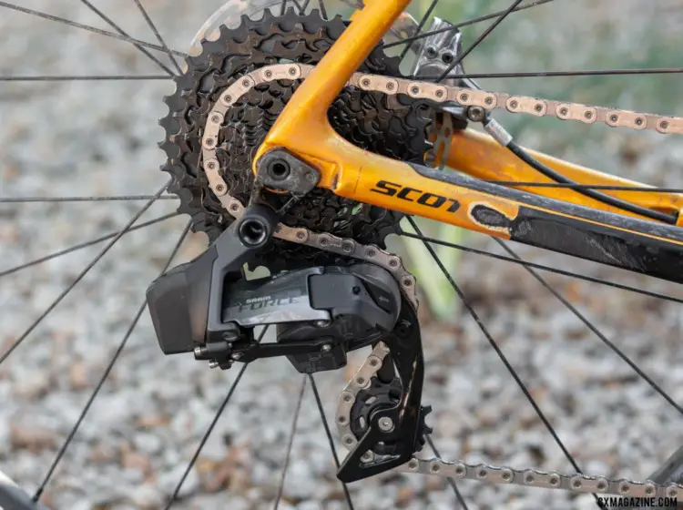 The new wide-range SRAM Force AXS eTap drivetrain options bring 10-36t and 30/43t gearing options for gravel and cyclocross. © Cyclocross Magazine