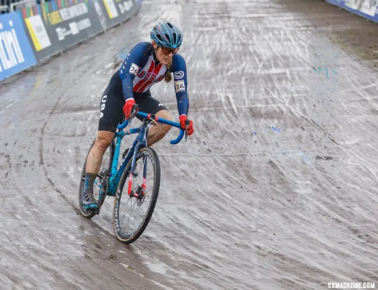 Compton race her final European world championships. North American Elite Women, 2021 Cyclocross World Championships, Ostend, Belgium. © Alain Vandepontseele / Cyclocross Magazine