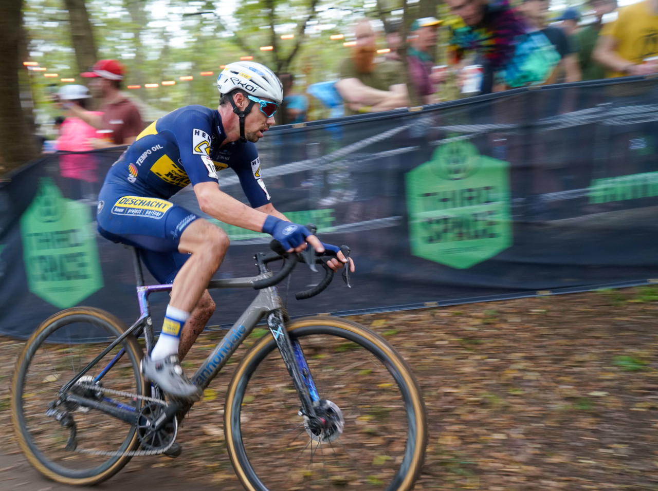 Vincent Baestaens may not have won, but finished 7th to continue his impressive U.S. campaign. 2021 UCI Cyclocross World Cup Waterloo, Elite Men. © D. Mable / Cyclocross Magazine