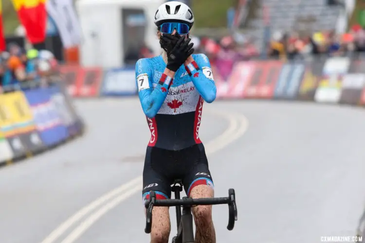 Isabella Holmgren wins the Junior Women's title. 2023 UCI Cyclocross World Championships, Hoogerheide. © B. Hazen / Cyclocross Magazine