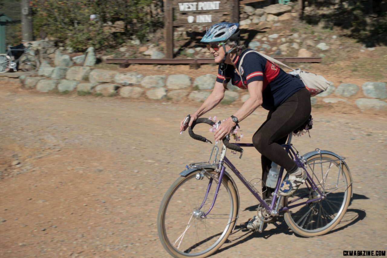 Jacquie Phelan on a bike built for her by Brian Chapman. ©C. Lee/Cyclocross Magazine